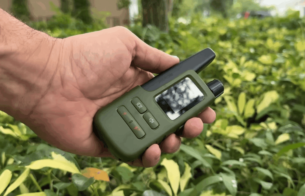 Dog Shock Collar Blinking Green: How to Fix Battery Issues